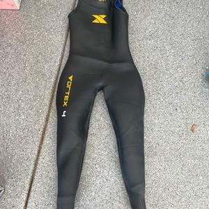 Women's Xterra Vortex 4 sleeveless Wetsuit triathlon XL